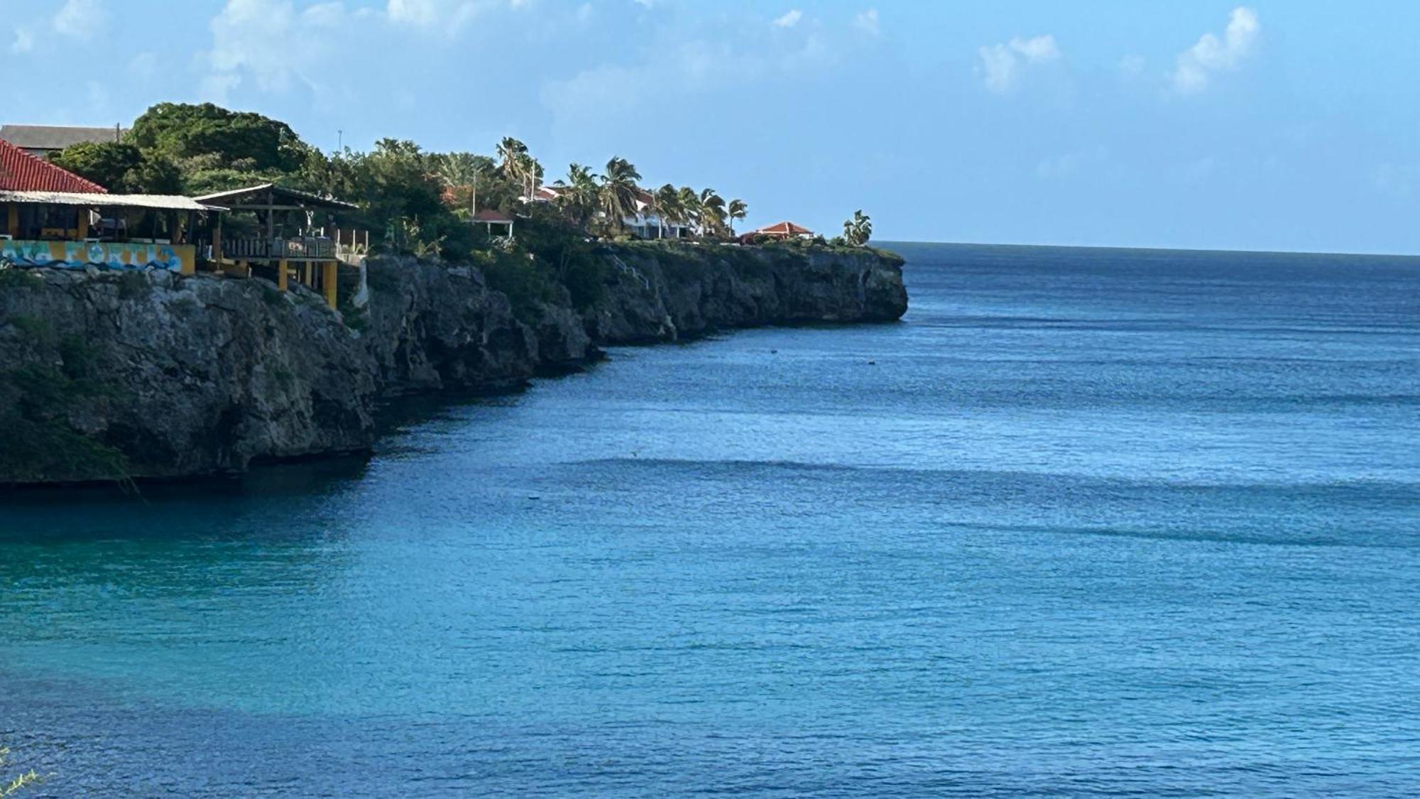 Marazul Dive Resort. 3 Bedroom Seafront House. Dive, Snorkel, Enjoy Amazing Sunsets Westpunt Экстерьер фото